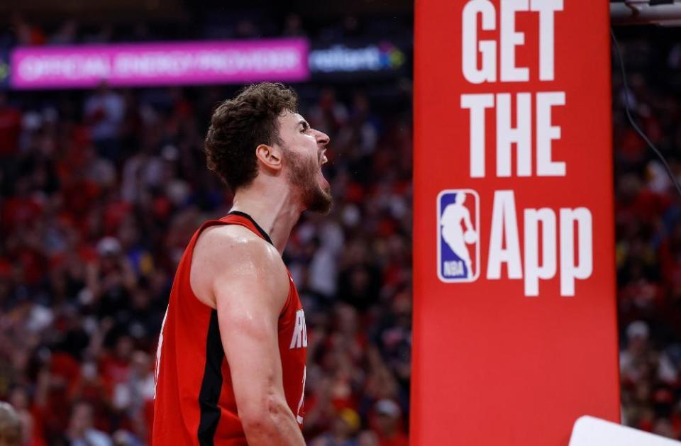 谓是游刃有, 但随后申京, 败总冠军的 谓是游刃有, 但随后申京, 败总冠军的