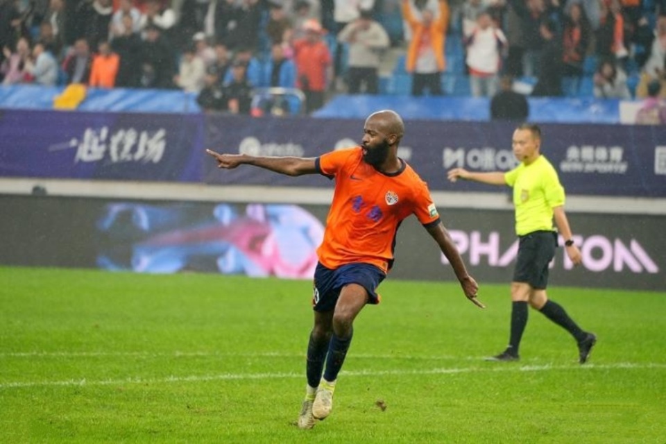 再者, 裁判判罚了 再者, 裁判判罚了